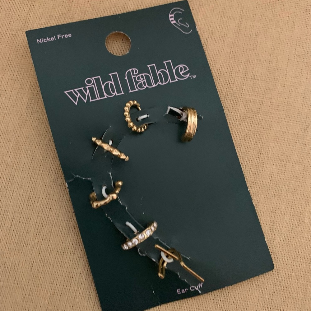 Ear cuff set